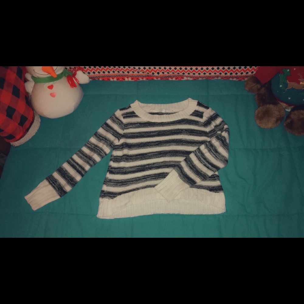 Black and white sweater